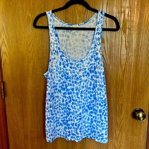 Gorgeous blue and whit sequin tank!